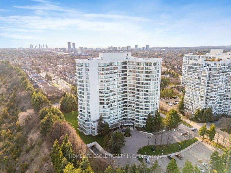 7250-yonge-street-vaughan-ontario-n13016694