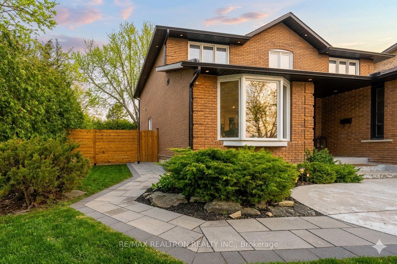 3-evergreen-crescent-markham-ontario-n13016950