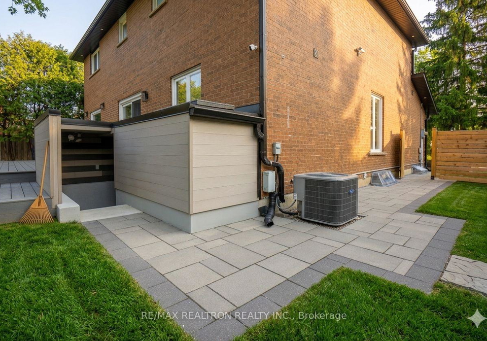 3-evergreen-crescent-markham-ontario-n13016950