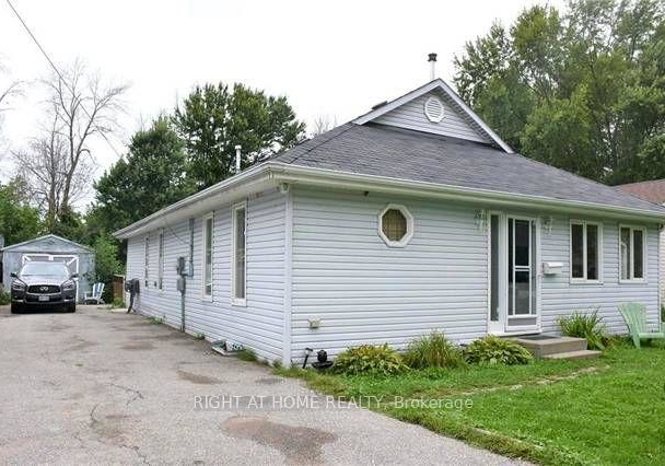230-bayview-avenue-georgina-ontario-n13017384