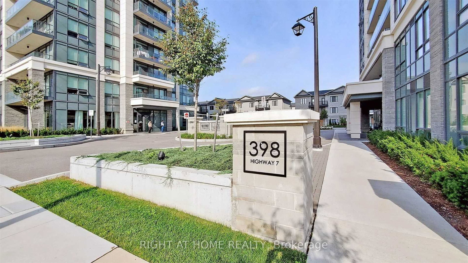 398-highway-7-e-richmond-hill-ontario-n13017786