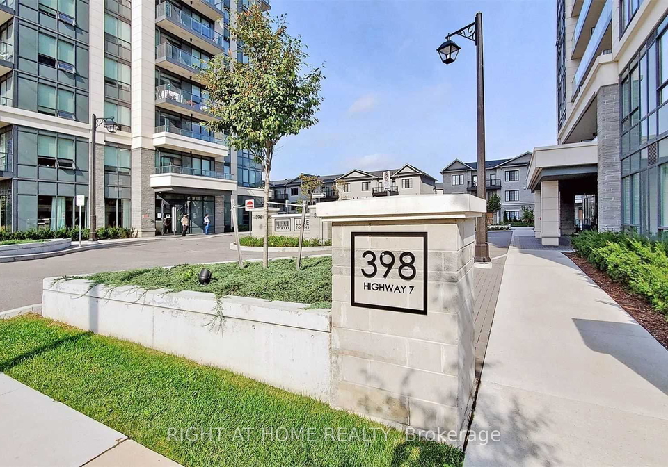 398-highway-7-e-richmond-hill-ontario-n13017786