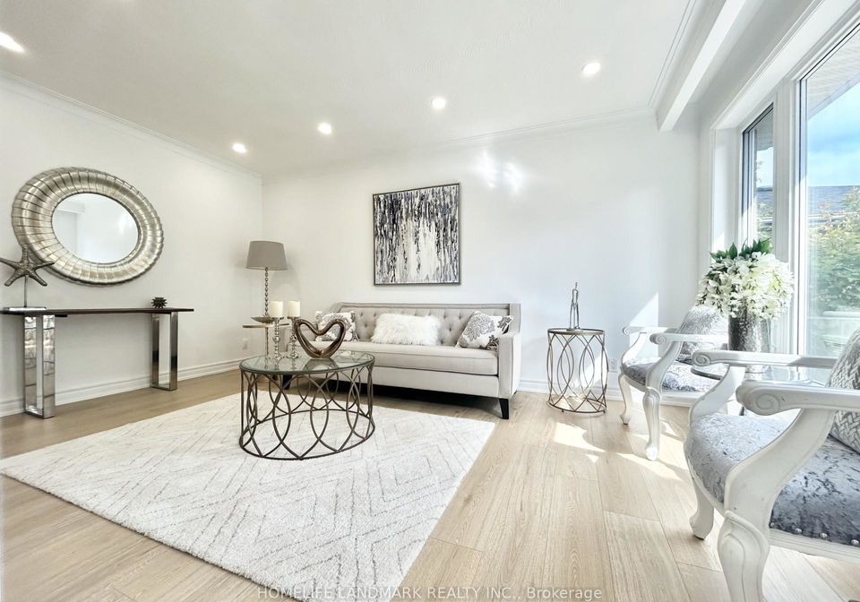 323-elmwood-avenue-richmond-hill-ontario-n13018132