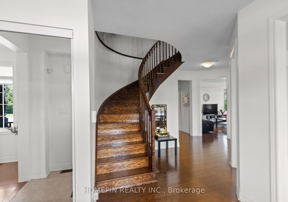 1-treetops-boulevard-new-tecumseth-ontario-n13018402