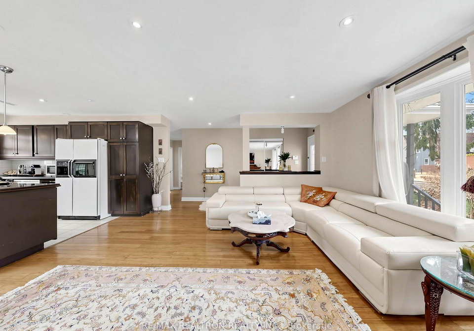 30-bedford-park-avenue-richmond-hill-ontario-n13018438
