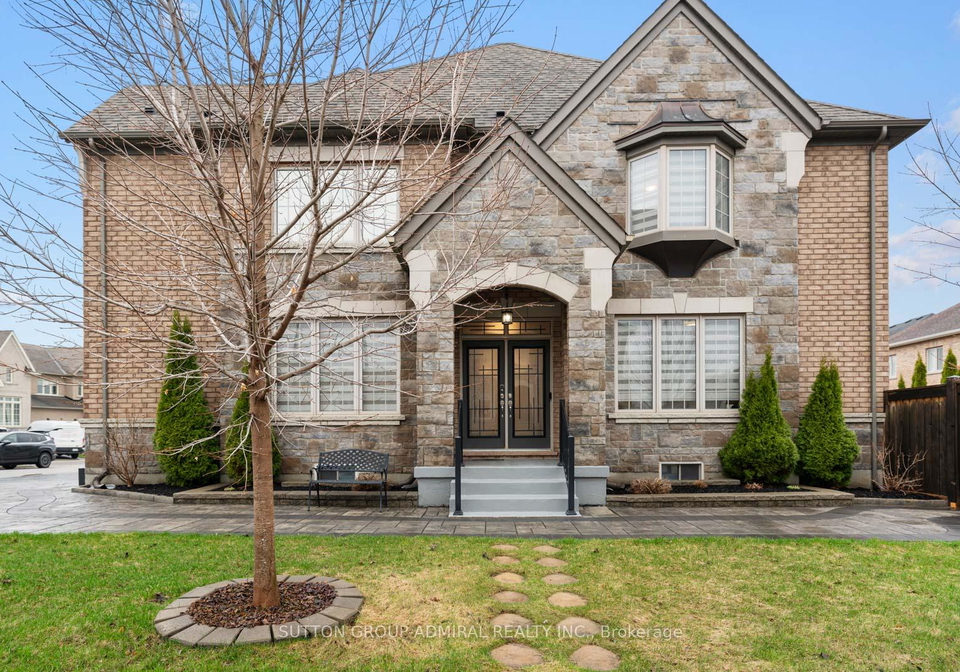 2-william-luck-avenue-east-gwillimbury-ontario-n13018452