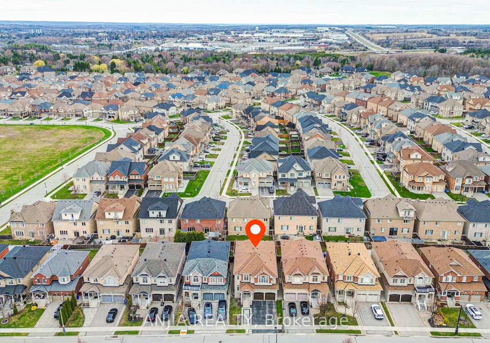 1165-blencowe-crescent-newmarket-ontario-n13019480
