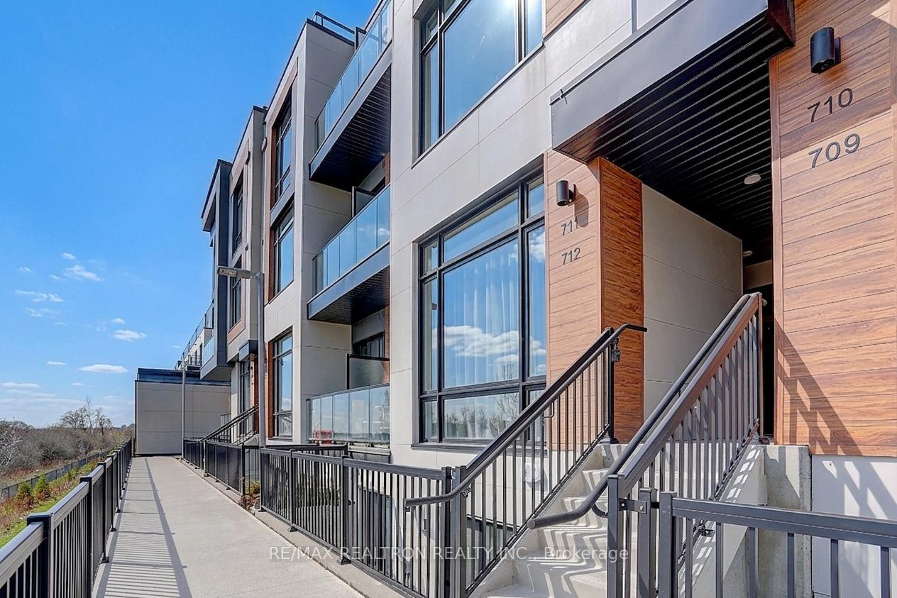 5-steckley-house-lane-richmond-hill-ontario-n13020156
