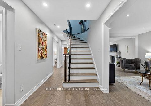 15-toporowski-avenue-richmond-hill-ontario-n13020496