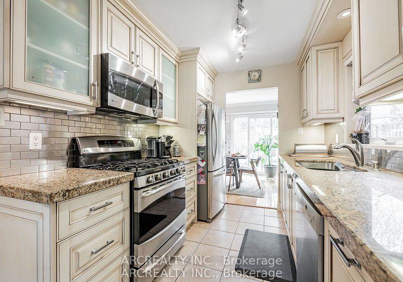 49-white-boulevard-vaughan-ontario-n13021590