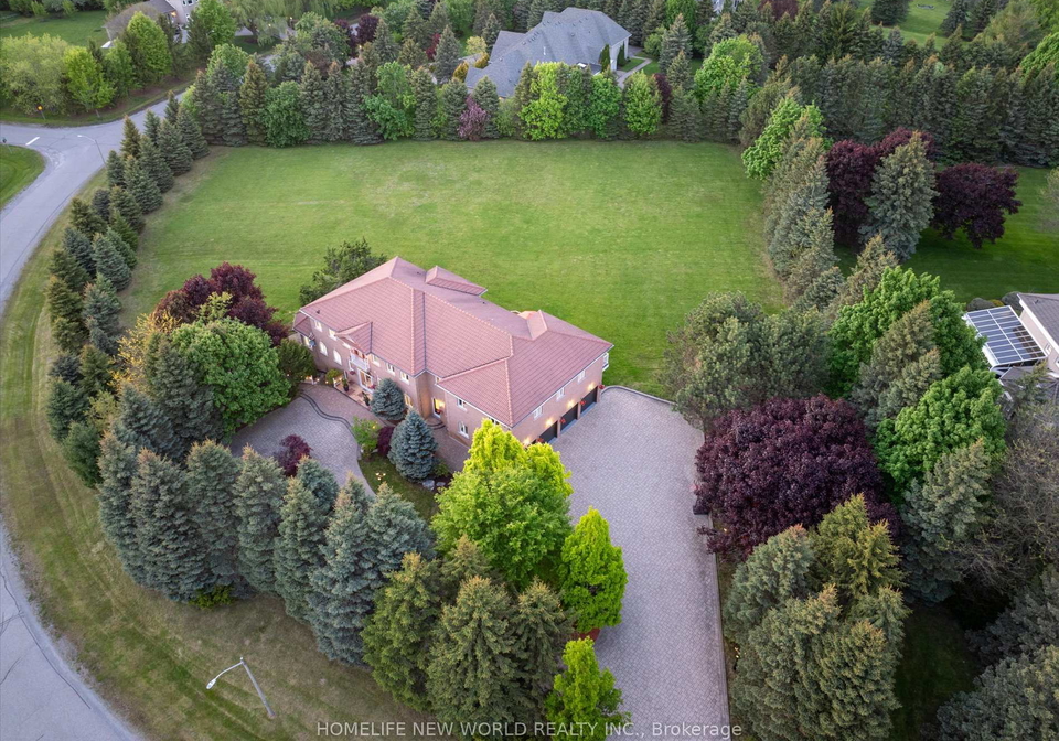 26-offord-crescent-aurora-ontario-n13022010