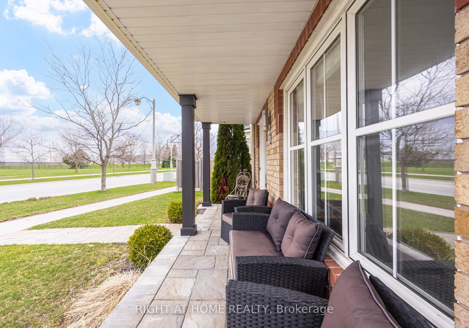 1-jamesway-crescent-whitchurch-stouffville-ontario-n13022904