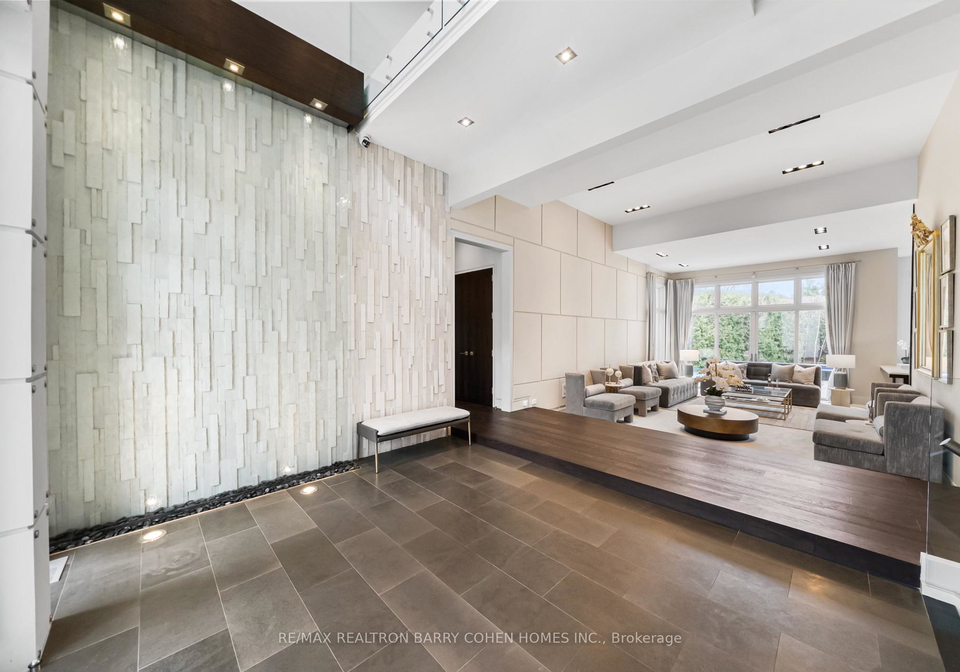 19-maryvale-crescent-richmond-hill-ontario-n13023760