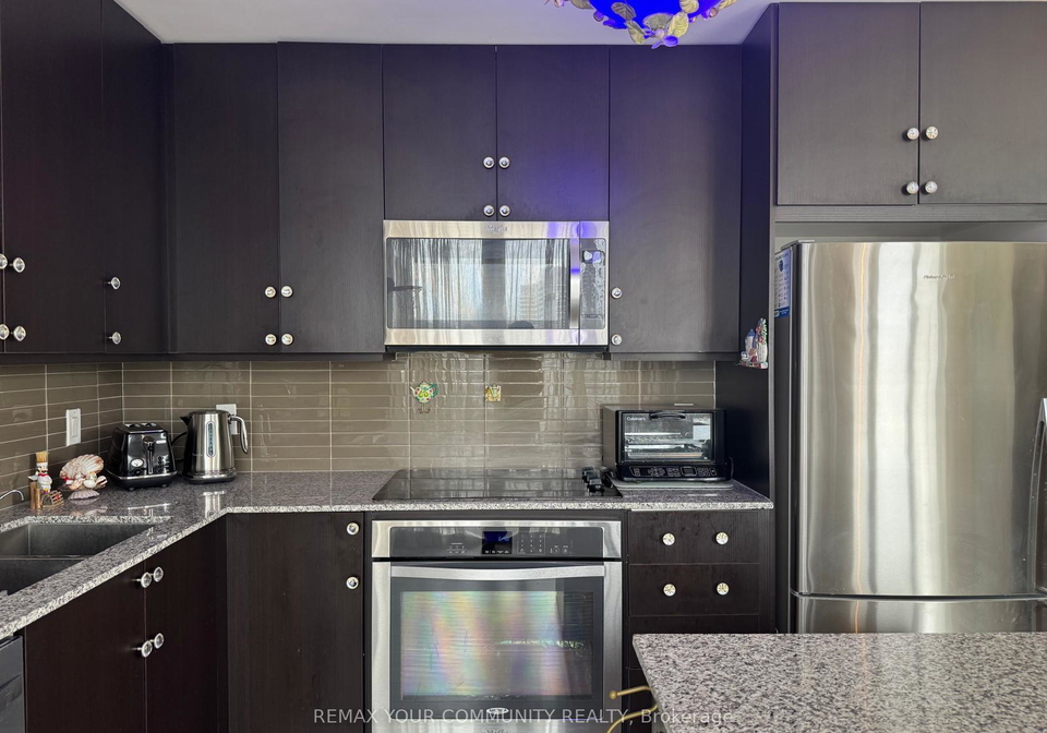 9600-yonge-street-richmond-hill-ontario-n13024486