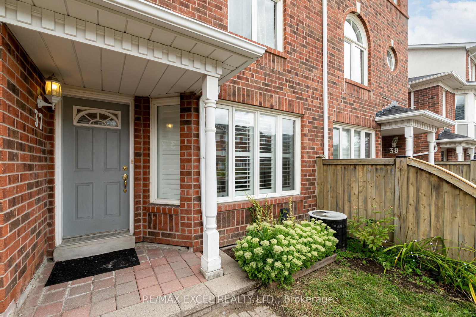 18-clark-avenue-w-vaughan-ontario-n13024814