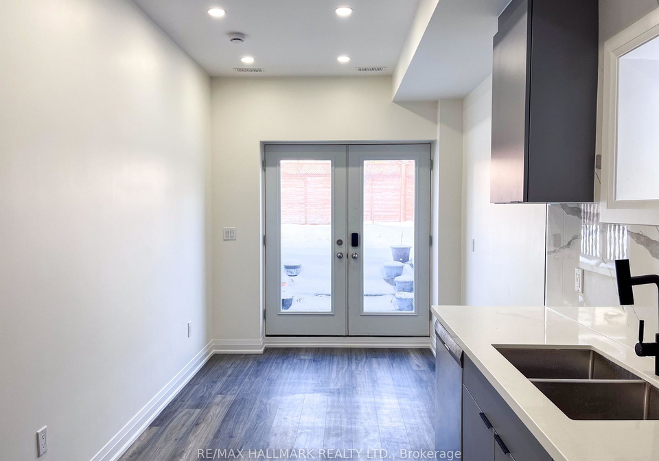 22-direzze-court-richmond-hill-ontario-n13025670