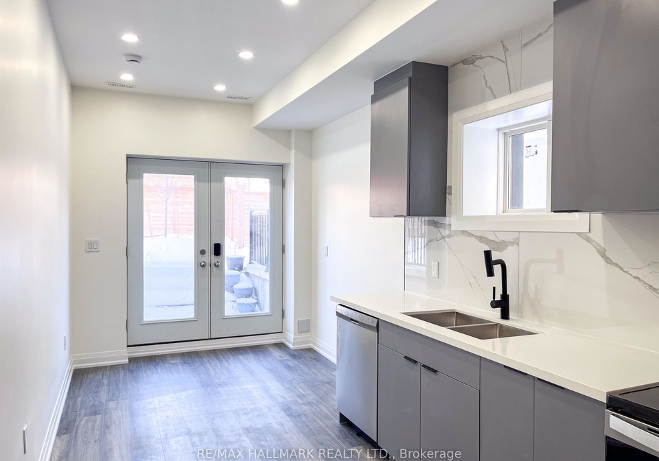 22-direzze-court-richmond-hill-ontario-n13025670