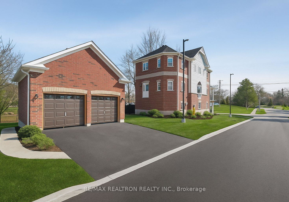 2-ravenscraig-place-innisfil-ontario-n13025986