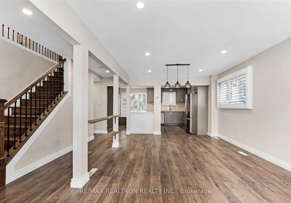 72-ashton-road-newmarket-ontario-n13027034
