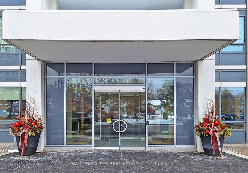 7167-yonge-street-markham-ontario-n13027566