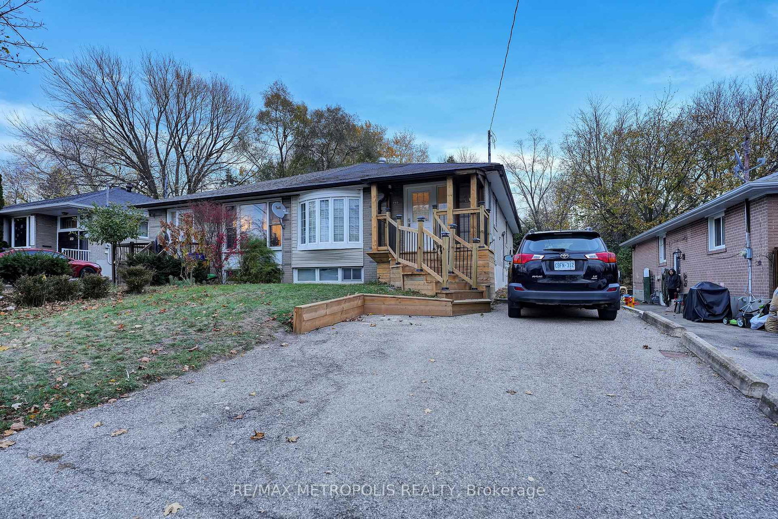 268-penn-avenue-newmarket-ontario-n13027658