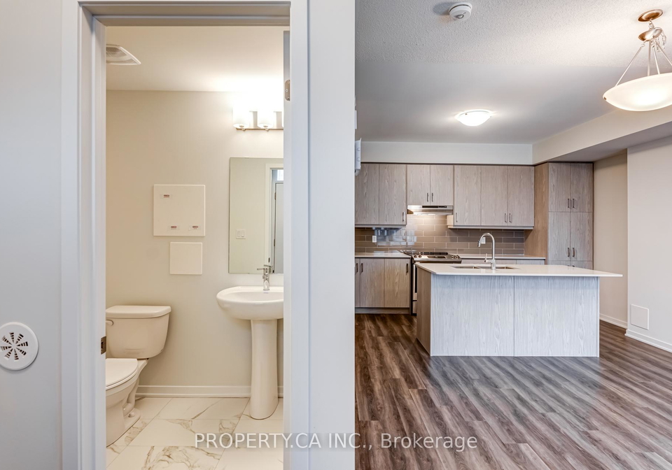 80-honeycrisp-crescent-vaughan-ontario-n13027696