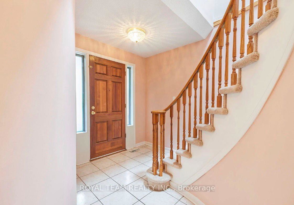 28-oakmount-crescent-vaughan-ontario-n13027930