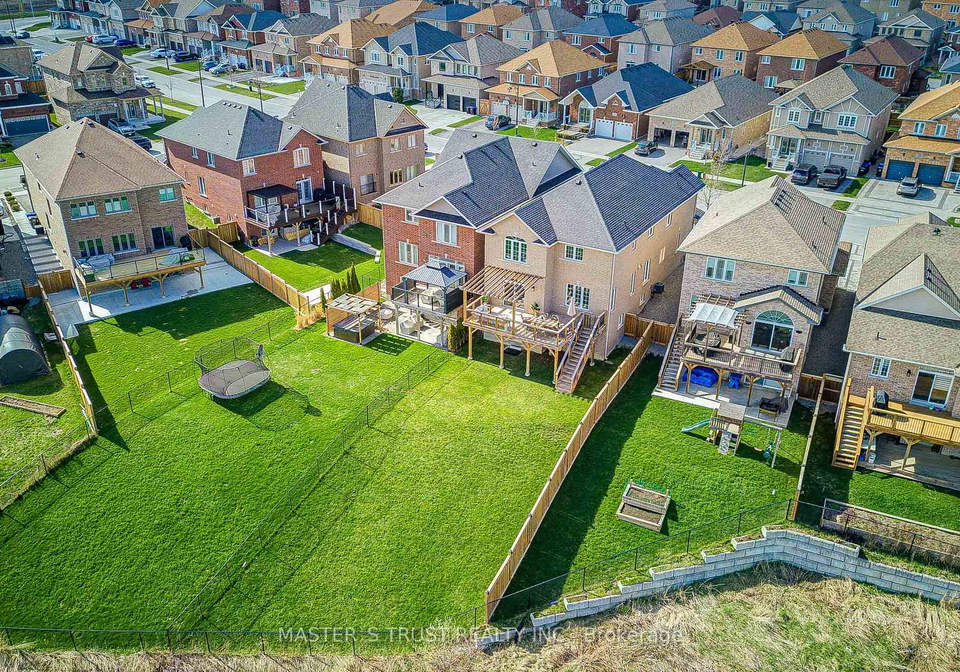 137-brookview-drive-bradford-west-gwillimbury-ontario-n13028260