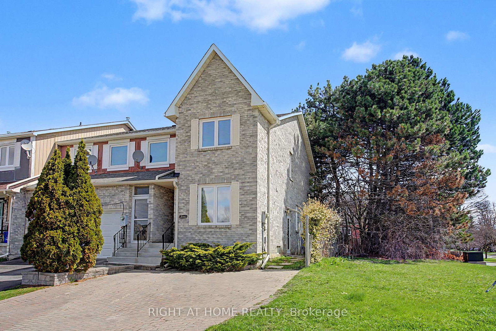 71-avenue-road-richmond-hill-ontario-n13028618