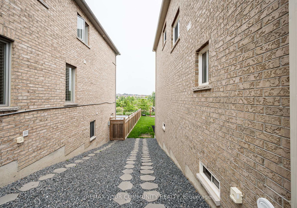 176-aishford-road-bradford-west-gwillimbury-ontario-n13028990