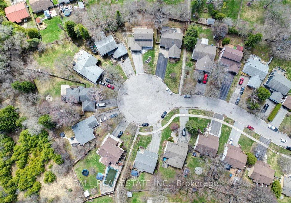 27-blackstone-court-east-gwillimbury-ontario-n13029156