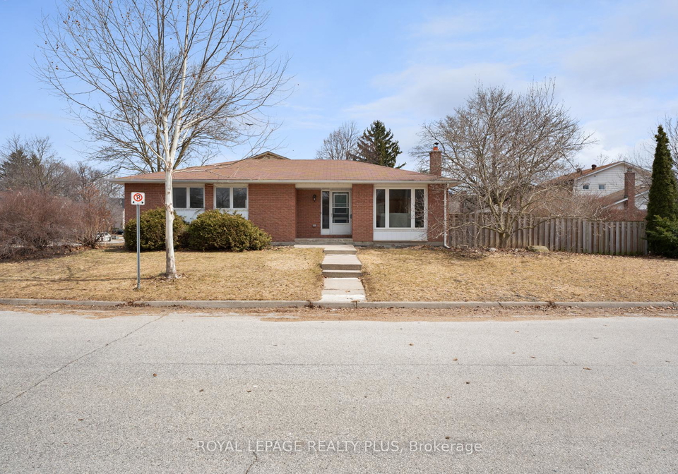 222-centre-street-w-richmond-hill-ontario-n13029358