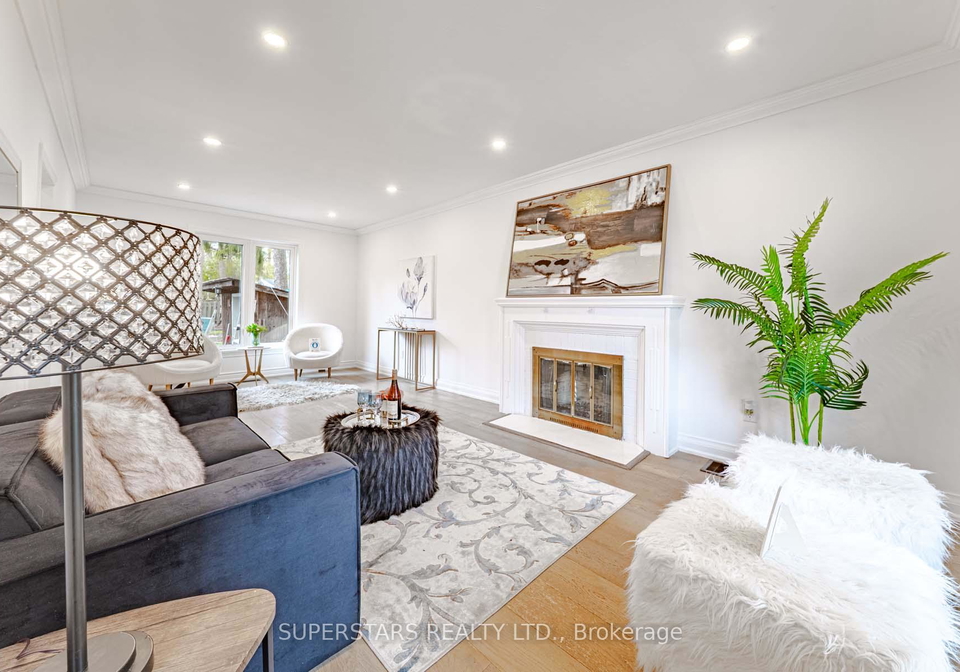 84-lawrence-avenue-richmond-hill-ontario-n13029374