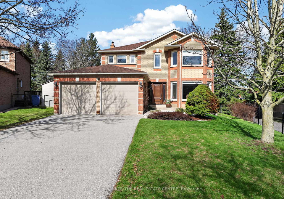 78-rhodes-circle-newmarket-ontario-n13029426