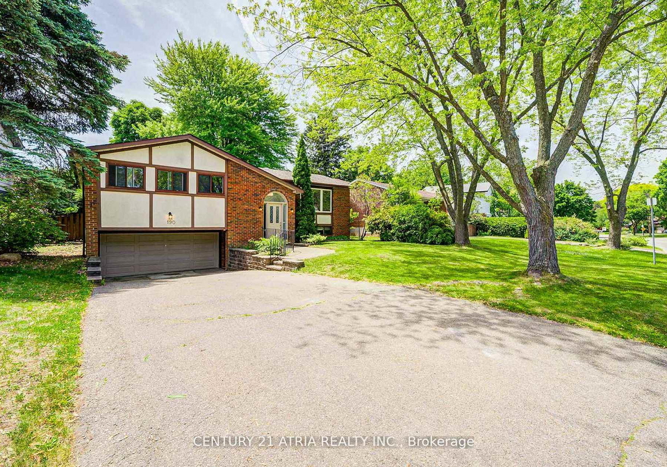 190-romfield-circuit-markham-ontario-n13029440