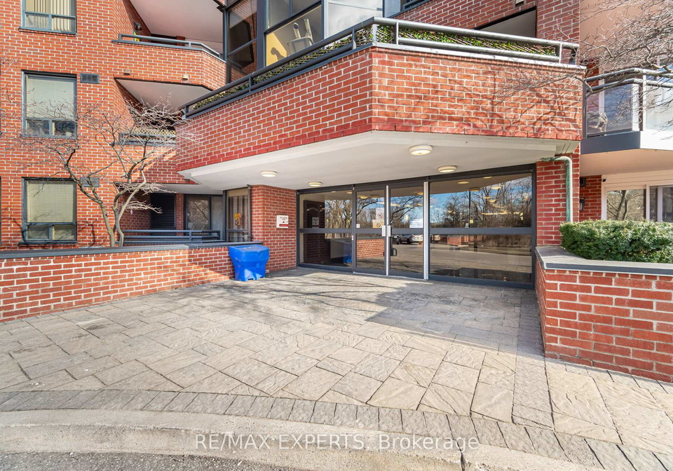 100-arbors-lane-vaughan-ontario-n13029466