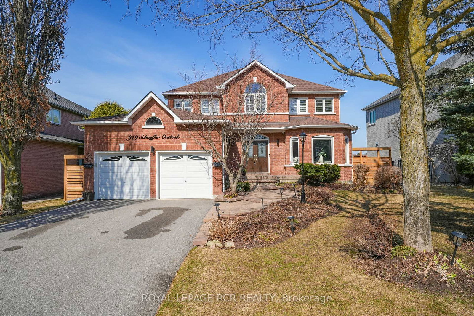 919-schaeffer-outlook-newmarket-ontario-n13029558