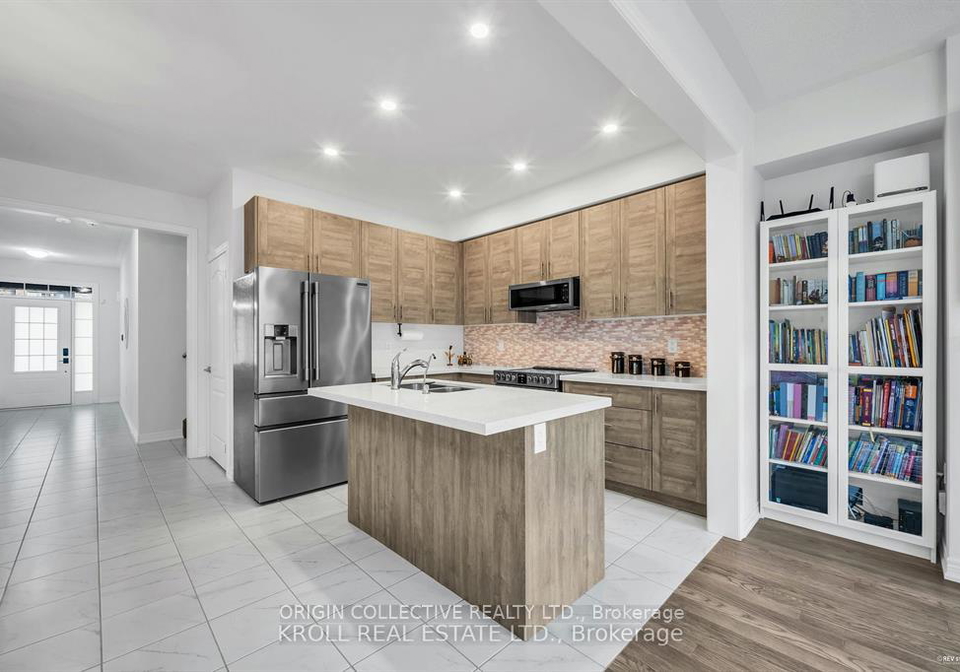 26-frederick-taylor-way-east-gwillimbury-ontario-n13030100