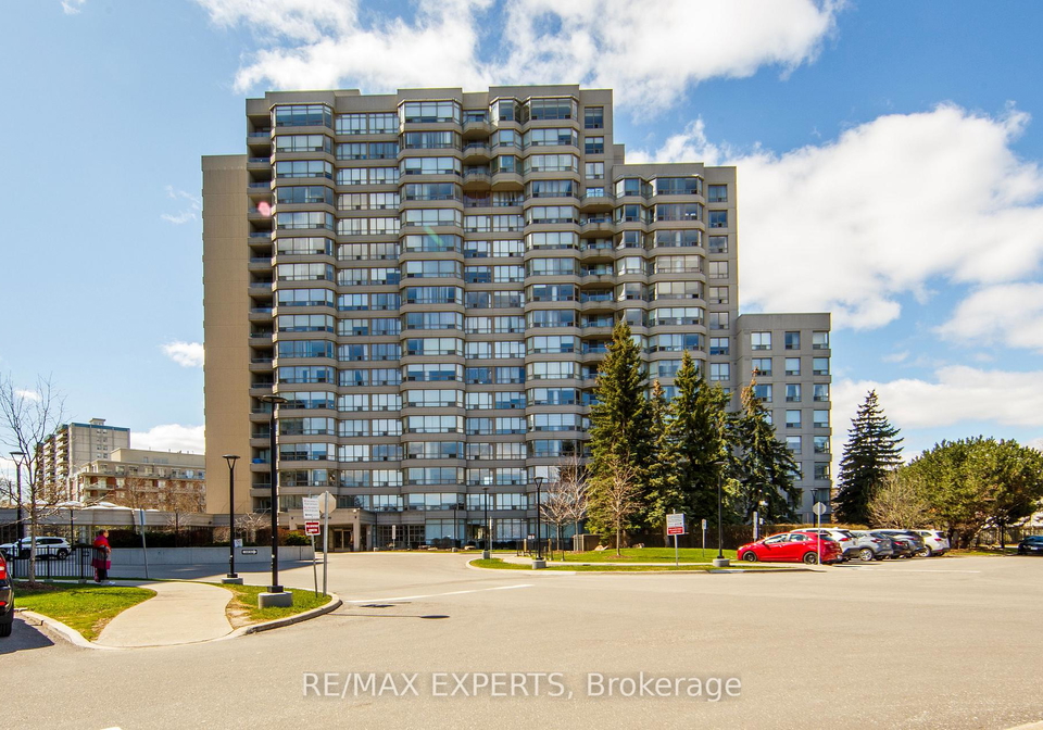 7-townsgate-drive-vaughan-ontario-n13030196