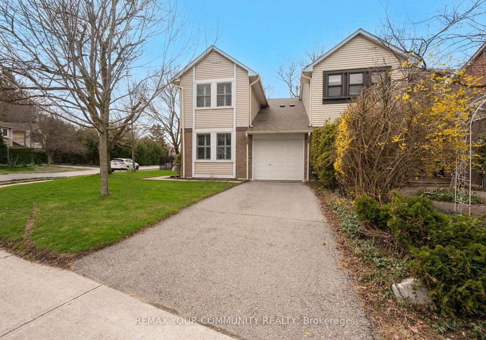 4-sandusky-crescent-aurora-ontario-n13030450