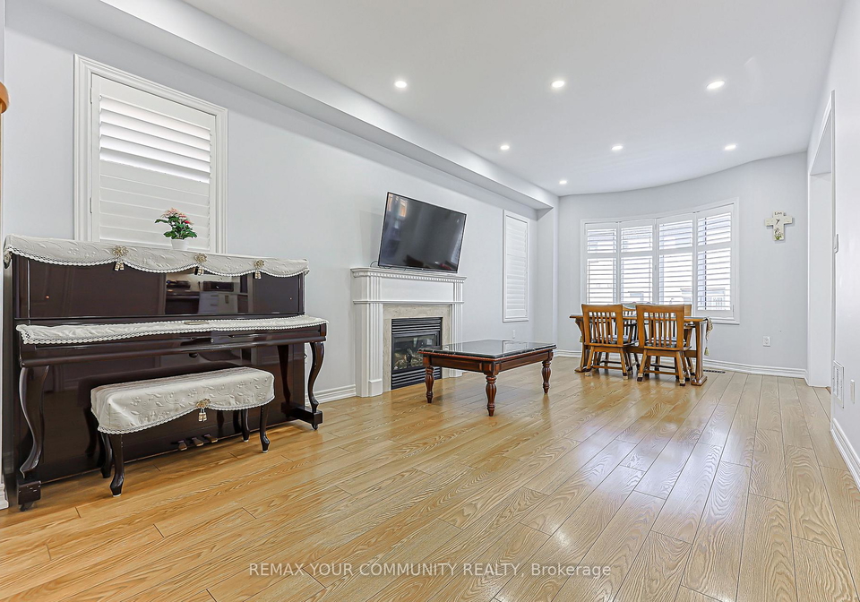10-hua-du-avenue-markham-ontario-n13030484