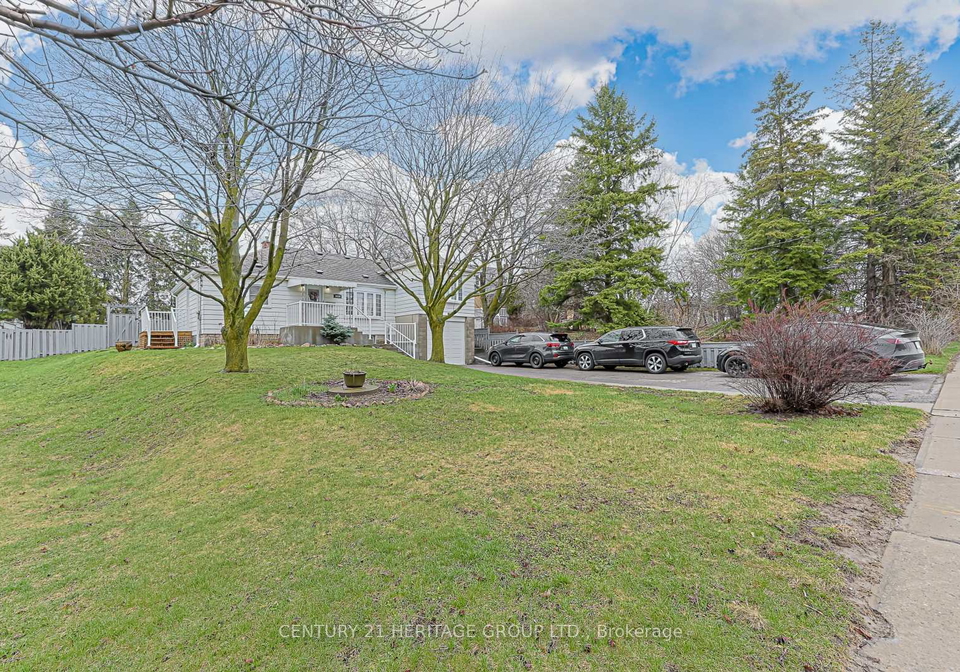 1059-gorham-street-newmarket-ontario-n13030628