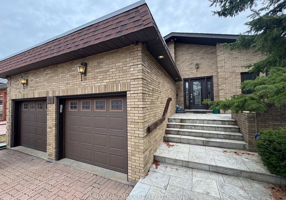 101-leyburn-avenue-richmond-hill-ontario-n13030870