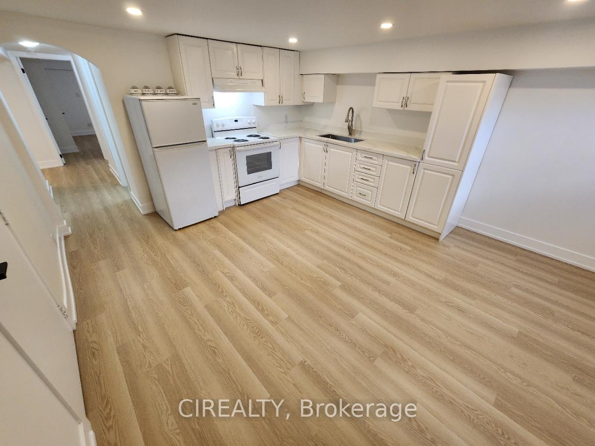 31-bailey-crescent-aurora-ontario-n13031342