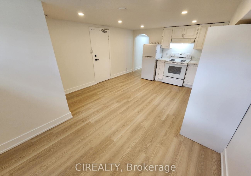 31-bailey-crescent-aurora-ontario-n13031342