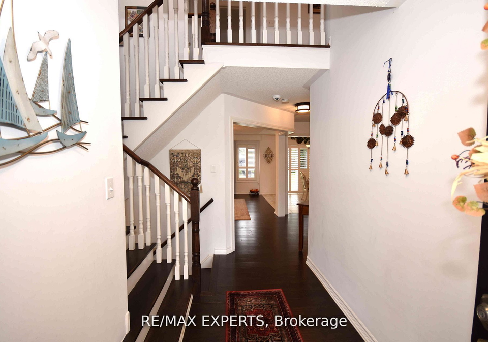 136-donald-stewart-crescent-east-gwillimbury-ontario-n13031506