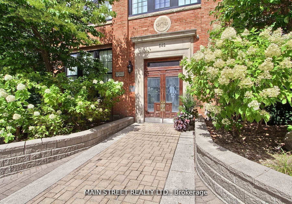 543-timothy-street-w-newmarket-ontario-n13031564