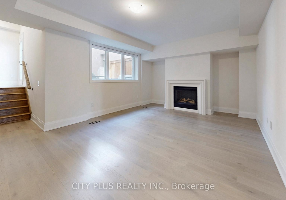 9400-bayview-avenue-richmond-hill-ontario-n13032602