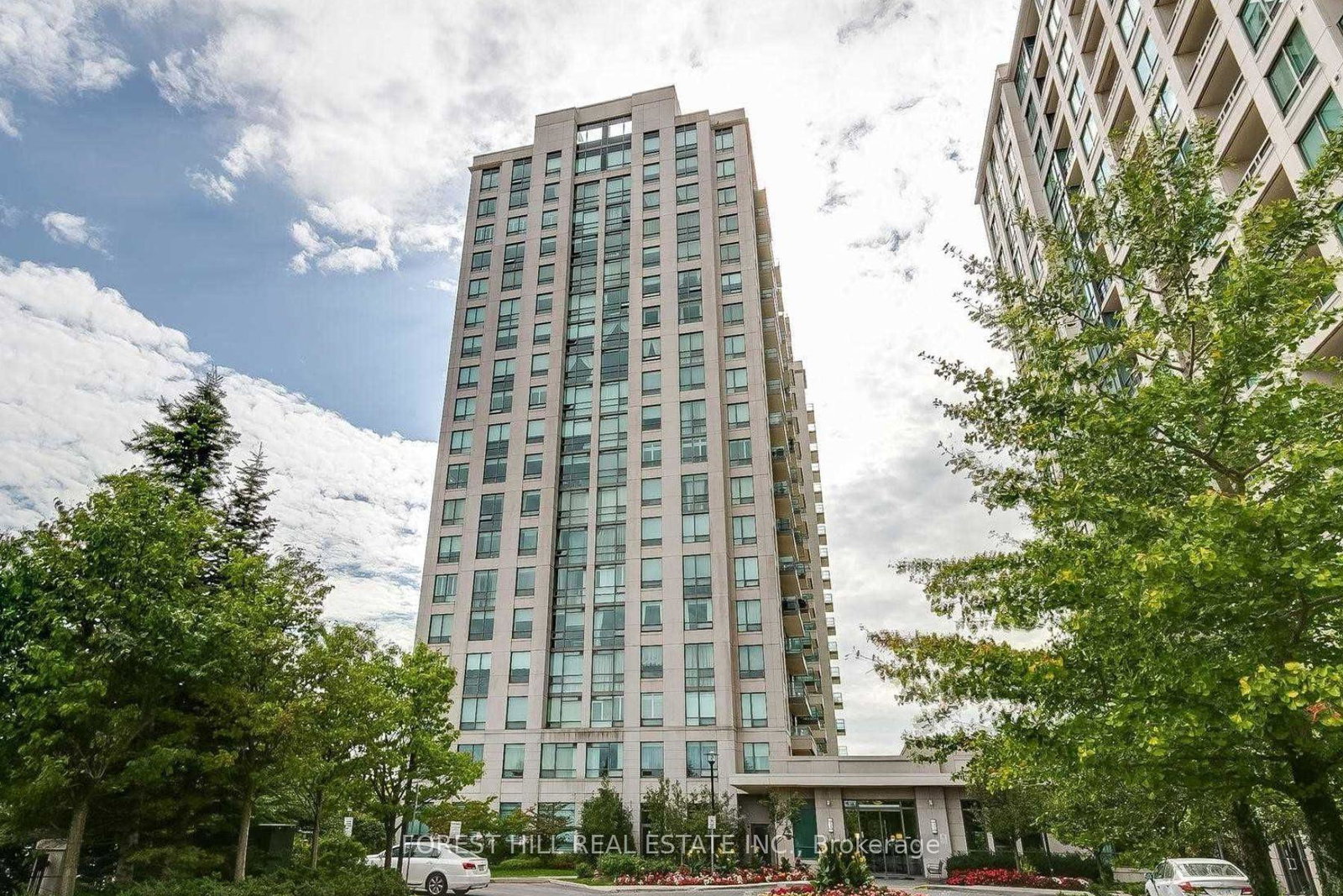 88-promenade-circle-vaughan-ontario-n13032612