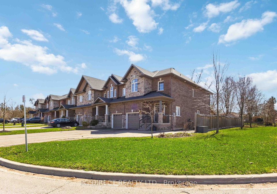 1-michael-cummings-court-uxbridge-ontario-n13033254